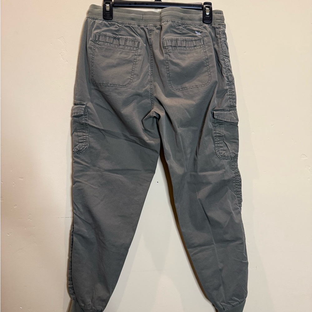 Eddie Bauer Women’s Army  green Cargo Pants - Picture 4 of 7
